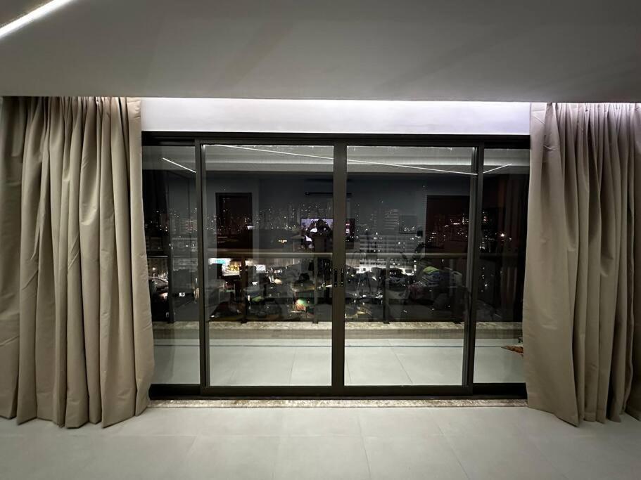 Studio Luxo Na Barra Salvador Bagian luar foto